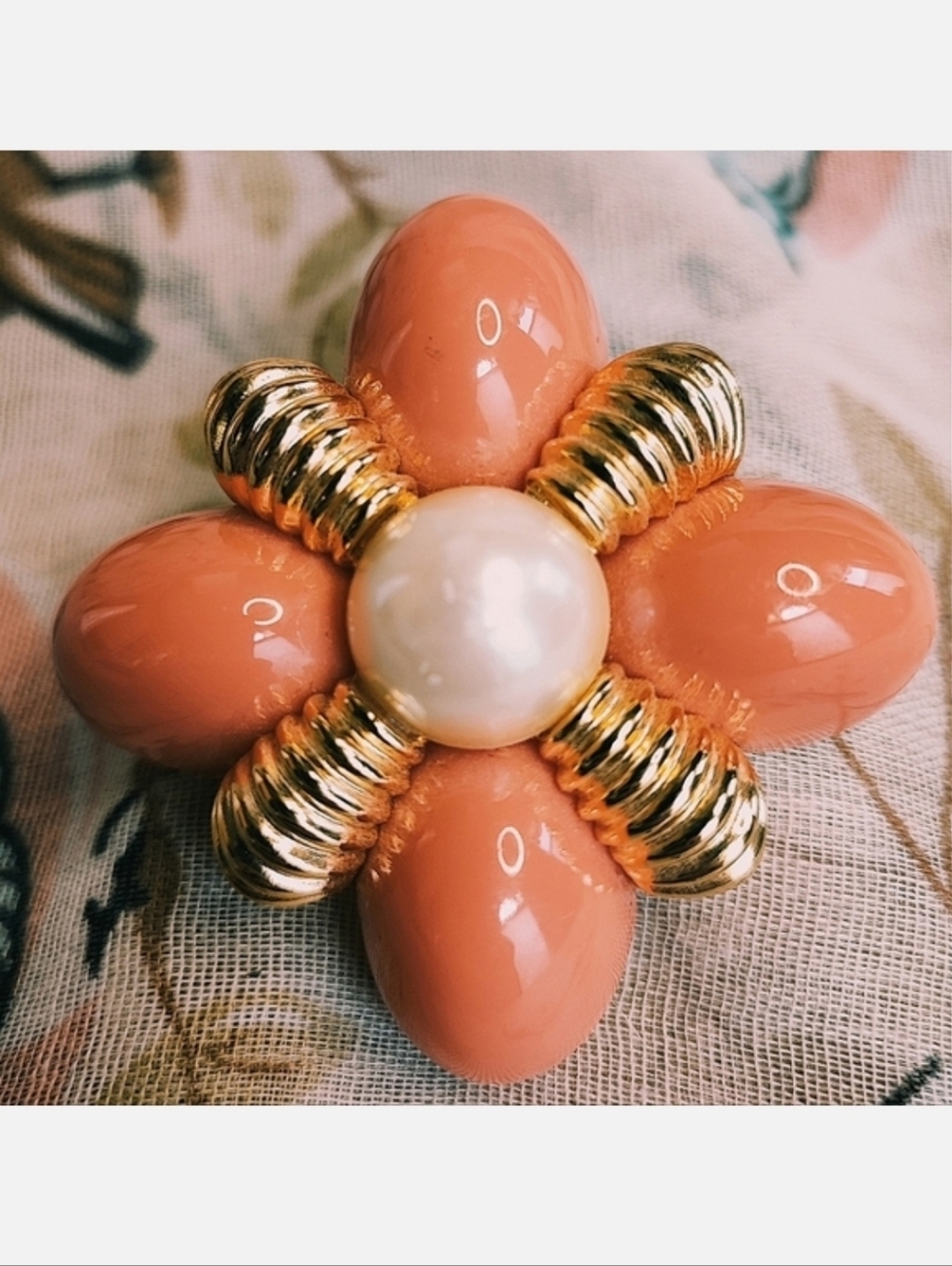 Joan Rivers Coral Cabochon Gold Tone Electroplate Vintage Faux Pearl Brooch